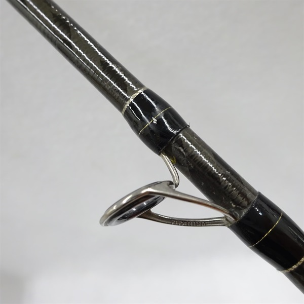 １３エクスセンスＢ８０４ＭＬ／ＲＳ